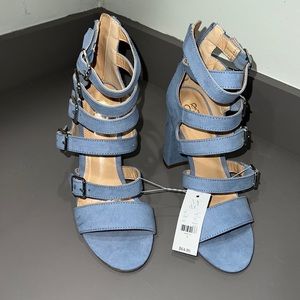 NWT Baby Blue High Heel New York & Company